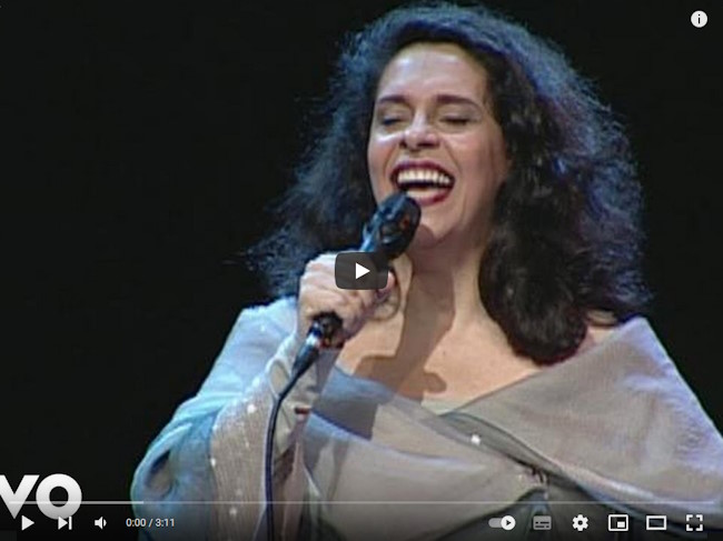 gal-performing-1999