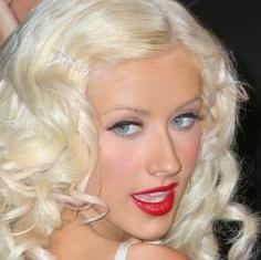 Christina-Aguilera-235